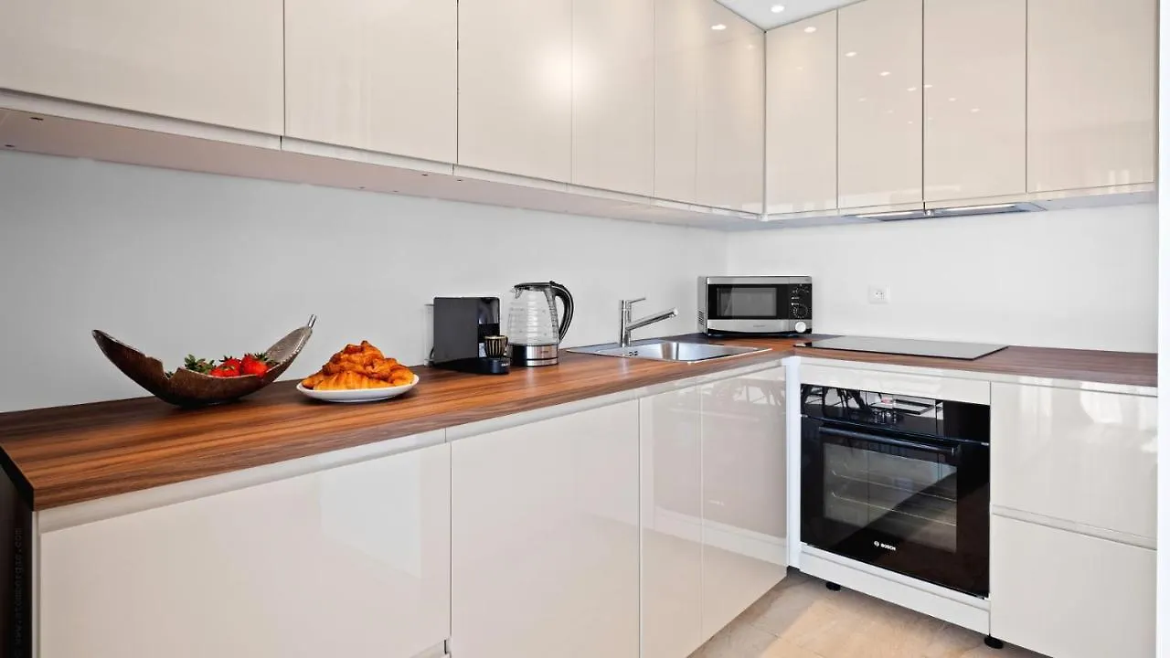 Cannes Marina Residence - Appart Hotel Mandelieu Apartahotel