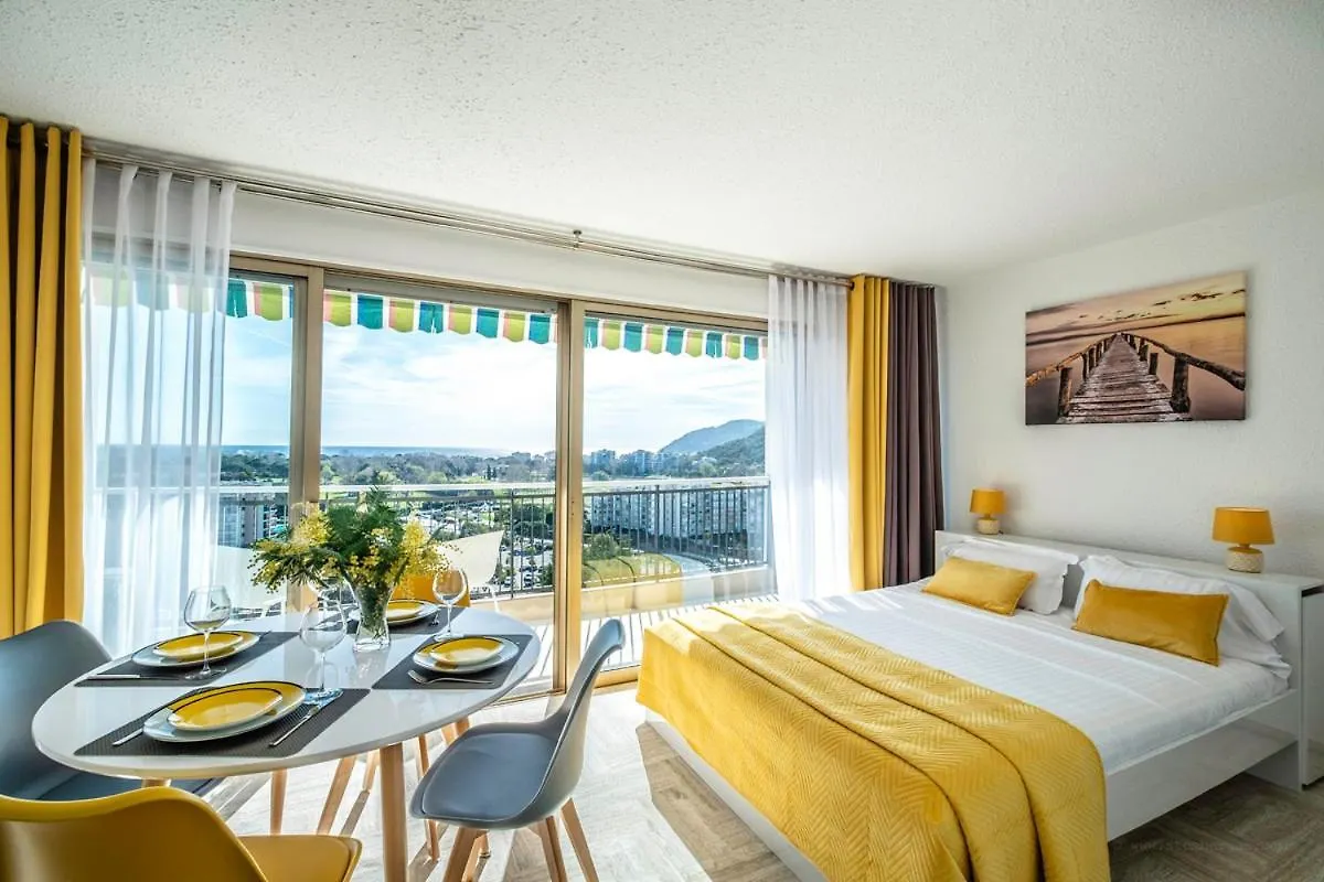 ** Apartahotel Cannes Marina Residence - Appart Hotel Mandelieu Francia